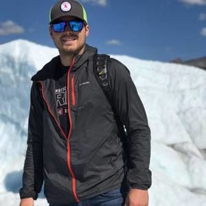 Meet your Posher, Connor